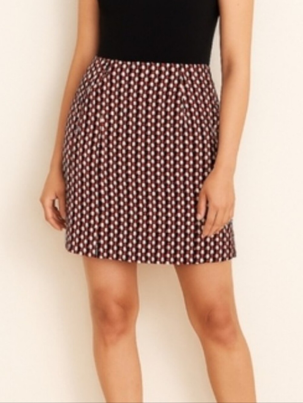 EUC Ann Taylor Womens Silk Red and White Lined Mini Pencil Skirt Size 6 Woven